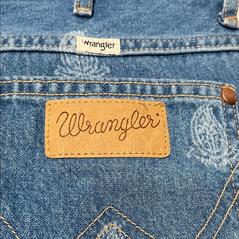 Wrangler Blue Patterned Flare Jeans - Picture 15 of 17